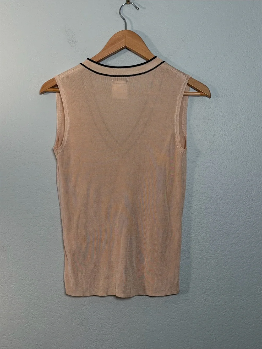 CHANEL Cream Sleeveless V-Neck Knit Tank with Black Trim viscose FR 38